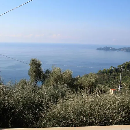Holiday home Ca Do Sante By Interhome Zoagli